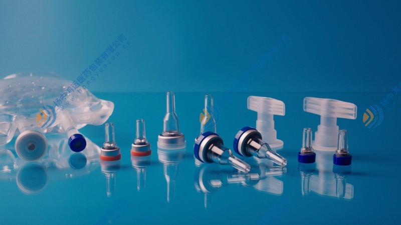 Polycarbonate dosing combination cover and infusion combination plug for plastic infusion bags