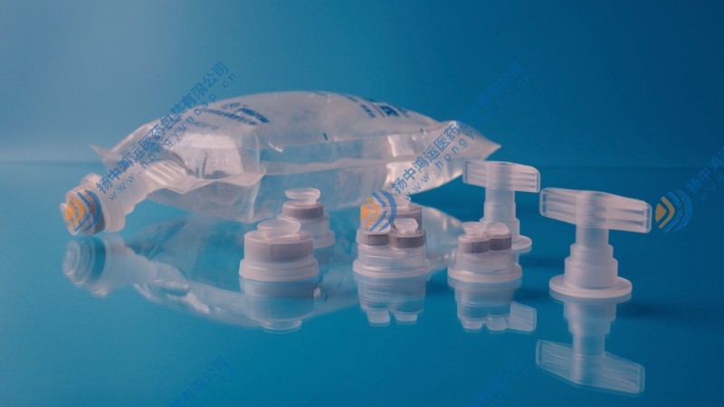 Interface for plastic infusion containers